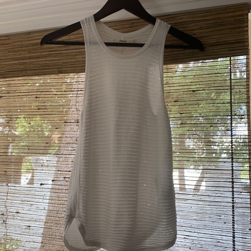 White tank